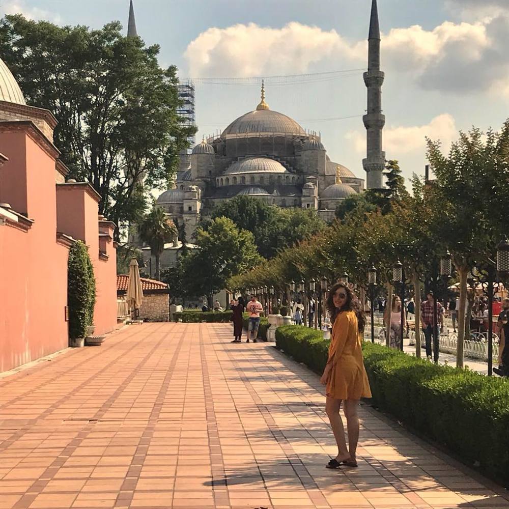 Meet your Posher, Isabel